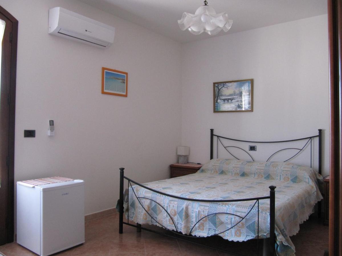Bed and Breakfast Il Portico Uras Экстерьер фото