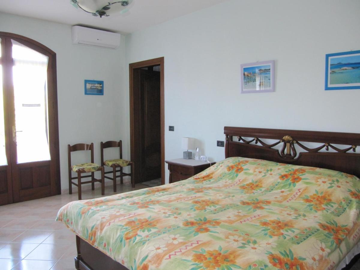 Bed and Breakfast Il Portico Uras Экстерьер фото