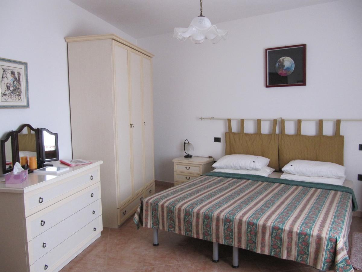 Bed and Breakfast Il Portico Uras Экстерьер фото